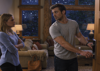 Girlfriend’s Midnight Strolls Hint ADHD, Boyfriend Locks Her Inside For The Sake Of Her Own Safety