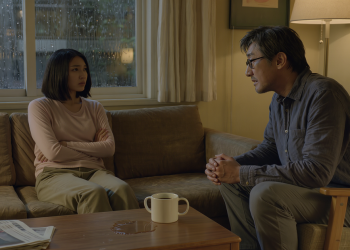 After Mom’s Fling, Dad’s Disowns Daughter, Leaves For A New Family, Then Comes Back 7 Years Later Begging For Reunion