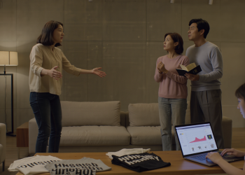 Redditor Stops Parents’ $100K Investment In Cousin’s T-Shirt Startup With No Plan In Sight, Makes Only 3 Sales For Family