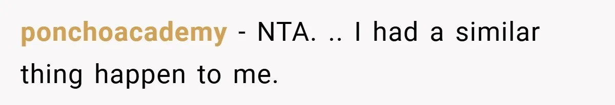Girlfriend Accuses Waiter of Flirting With Her Man - His Savage Reply Leaves Everyone Stunned! ponchoacademy − NTA. .. I had a similar thing happen to me.