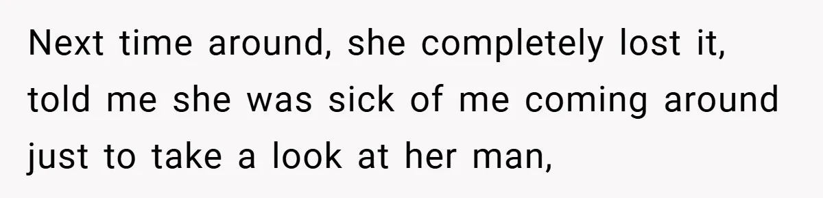 Girlfriend Accuses Waiter of Flirting With Her Man - His Savage Reply Leaves Everyone Stunned! Next time around, she completely lost it, told me she was sick of me coming around just to take a look at her man,