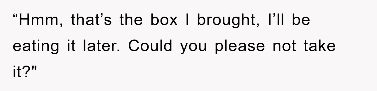 Man Posts Nameless Lunch Theft Reminder In Company Chat, Coworker Shows Herself And Throws Fuss Anyway “Hmm, that’s the box I brought, I’ll be eating it later. Could you please not take it?"
