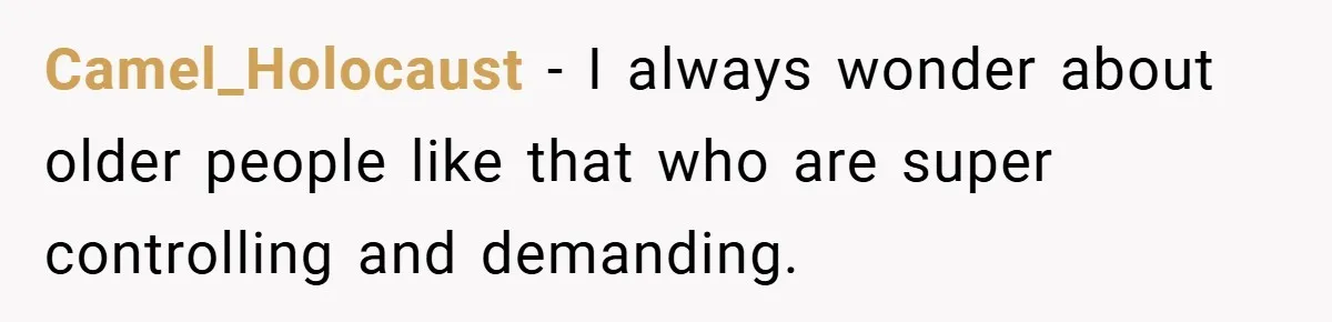 Neighbor Hated Their Light, Their Dog, Their Trash Can—So The Husband Left Him One Last Surprise Camel_Holocaust − I always wonder about older people like that who are super controlling and demanding.