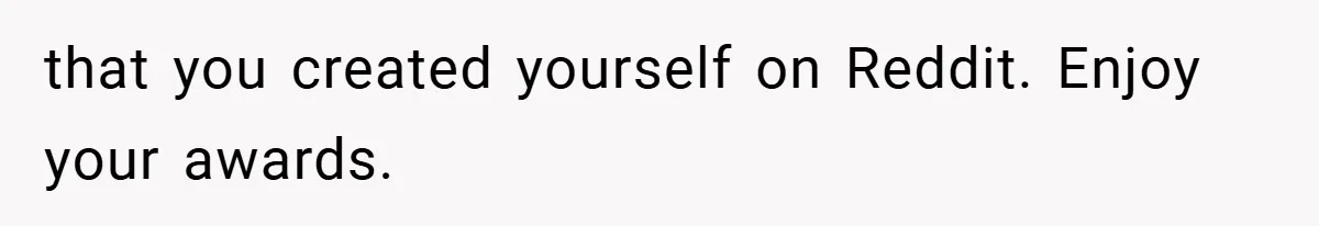 Airport Worker Demands €50 For 50g Overweight Bag, Passenger Solves It Deliciously that you created yourself on Reddit. Enjoy your awards.