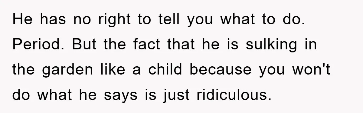 When Personal Hygiene Becomes A Relationship Dealbreaker, This Couple’s Shower Debate Went Viral He has no right to tell you what to do. Period. But the fact that he is sulking in the garden like a child because you won't do what he...