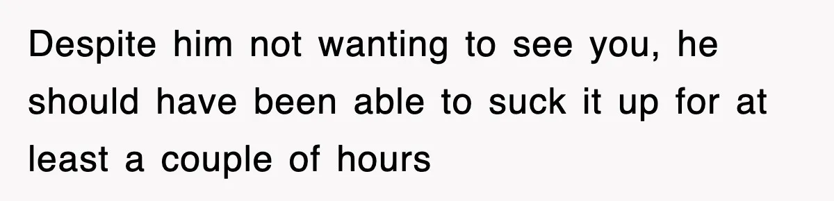 Mother Declines To Go To Daughter’s Graduation After She Chose Her Absent Father Over Her Despite him not wanting to see you, he should have been able to suck it up for at least a couple of hours