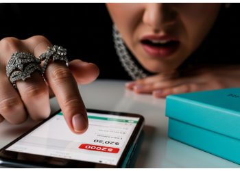 He Outed His Deadbeat Cousin Online, And Now The Family Is Furious At Him He Outed His Deadbeat Cousin Online, And Now The Family Is Furious At Him