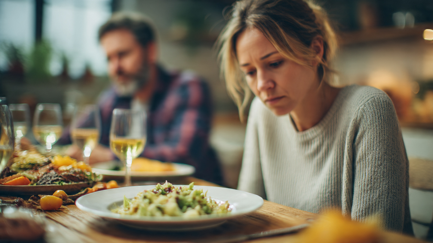 Woman Refuses to Eat In-Laws' Food After Repeated Food Poisoning