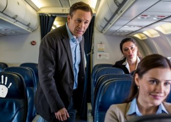 Man Repeatedly Shakes Another Passenger’s Seat Until He Gets A ‘Wet’ Response He’ll Never Forget