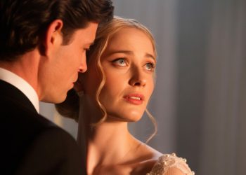 Man Says His Bride Looked “Weird” With Makeup On Their Wedding Night, Instantly Regrets It