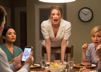 SIL Claims Mania Is “Only Bipolar,” Then Explodes When The RN Proves Her Wrong