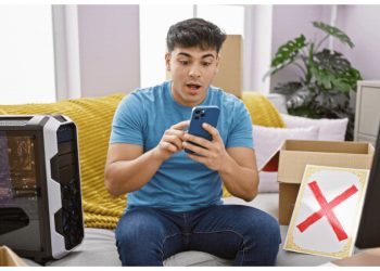 Uninvited Wedding Guest Cancels $1,500 Gift, Bride Calls Him Petty