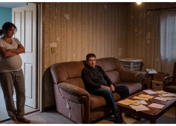 Son’s Pregnant Girlfriend Refuses to Work, So the Homeowner Draws a Line