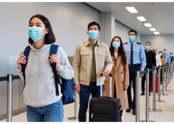 Traveler Stands Her Ground After Aggressive Couple Rams Her in Security Line