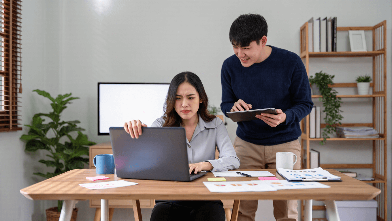 Wife Says No When Husband Asks Her to Build His Interview Presentation