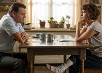 Wife Gets Injured After Ignoring Husband’s Warnings, He Just Asks Her Why—She Calls Him The Jerk