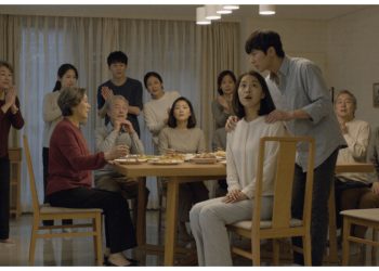 Man Drops Mom From Wedding Guest List After She Invites Estranged Father-In-Law