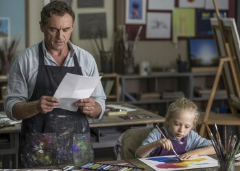 Art Teacher Wants To Remove Student After Parents Object To Her Lifestyle, Is That Fair?