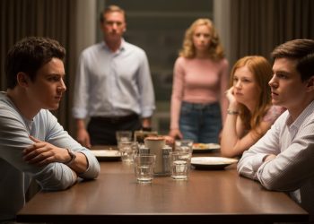 Teen Rejects Family Push To Bond With Bio Siblings, Says His Parents’ Abandonment Was Unforgivable Teen Rejects Family Push To Bond With Bio Siblings, Says His Parents’ Abandonment Was Unforgivable