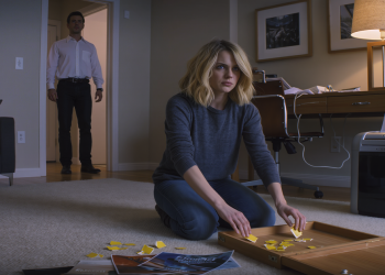 Man Shreds Fiancée's Prom Photo From Age 15, Causing Her Total Meltdown And Engagement Cancellation Man Shreds Fiancée’s Prom Photo From Age 15, Causing Her Total Meltdown And Engagement Cancellation