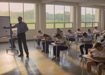 Head Of Math Department Tells Students Their Teacher Was Incompetent, Causing Summer Nightmare