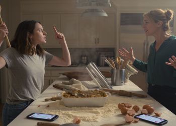 Woman Reconstructs Friend’s Family Chicken Recipe From Memory, Friend Accuses Her Of Stealing “Heirloom”