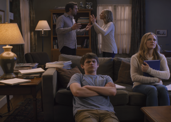 Teen Dodges Stepsister For School Project, Faces Family’s Wrath After Secret Plan Unravels