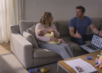 Wife Secretly Vaccinates Baby While Anti-Vax Husband And Mom Try Blocking Essential Shots