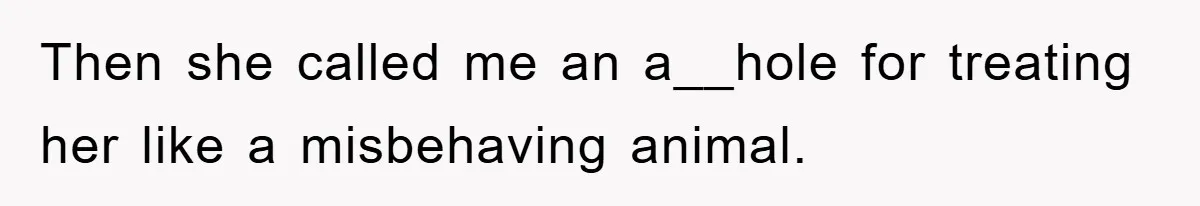 Man Working From Home “Trains” His Wife Like A Cat During Meetings, Internet Divided Then she called me an a__hole for treating her like a misbehaving animal.