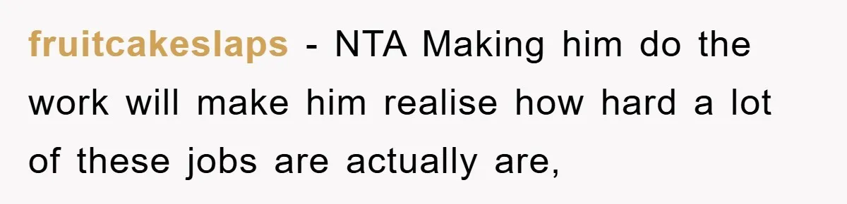Mom Makes Teen Son Volunteer At Zoo After His Insulting Comment About Zookeepers fruitcakeslaps − NTA Making him do the work will make him realise how hard a lot of these jobs are actually are,