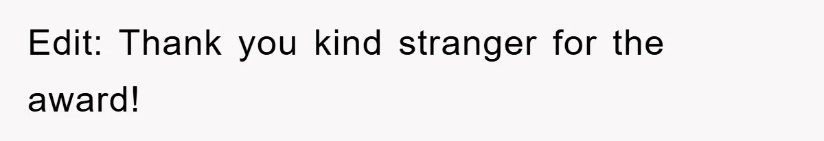 Mom Makes Teen Son Volunteer At Zoo After His Insulting Comment About Zookeepers Edit: Thank you kind stranger for the award!
