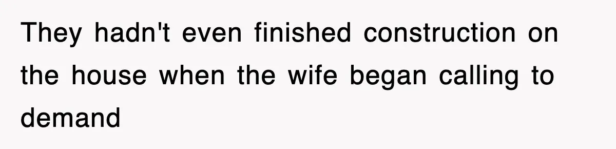 Rude Neighbor Destroyed Woman's Property, So She Sold The Land Just To Make Her Miserable Forever They hadn't even finished construction on the house when the wife began calling to demand