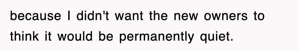 Rude Neighbor Destroyed Woman's Property, So She Sold The Land Just To Make Her Miserable Forever because I didn't want the new owners to think it would be permanently quiet.