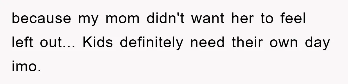 Mom Goes Viral For Refusing to Let Toddler Steal Sister's Spotlight because my mom didn't want her to feel left out... Kids definitely need their own day imo.