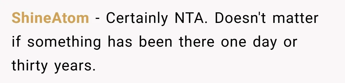 Pregnant Woman Trips Over Suitcase Husband Never Put Away, Husband Accuses Her Of Doing It “On Purpose” ShineAtom − Certainly NTA. Doesn't matter if something has been there one day or thirty years.