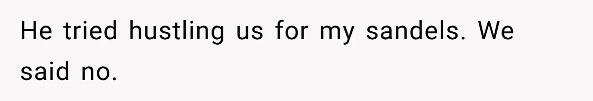 Airport Guard Tries To “Confiscate” Woman’s Empty Bottle For Himself, She Outsmarts Him And Leaves Him Fuming He tried hustling us for my sandels. We said no.