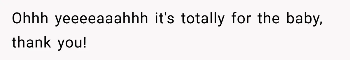 Airport Guard Tries To “Confiscate” Woman’s Empty Bottle For Himself, She Outsmarts Him And Leaves Him Fuming Ohhh yeeeeaaahhh it's totally for the baby, thank you!