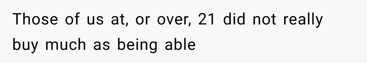 Airport Guard Tries To “Confiscate” Woman’s Empty Bottle For Himself, She Outsmarts Him And Leaves Him Fuming Those of us at, or over, 21 did not really buy much as being able