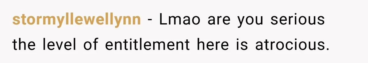 Man Refuses To Let Ex-Girlfriend’s Wedding Happen At His House After Being Uninvited stormyllewellynn − Lmao are you serious the level of entitlement here is atrocious.