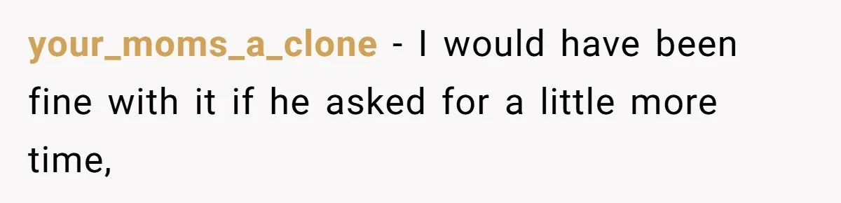 Eldest Brother Refuses To Share His Restaurant Leftovers With 11-Year-Old Sister After A Petty Reason your_moms_a_clone − I would have been fine with it if he asked for a little more time,