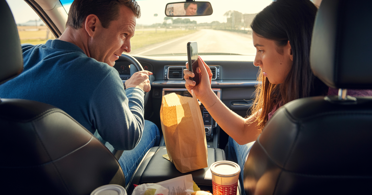 Husband Films Wife Stealing All His Fries, She Explodes Then Turns Her Anger On Their Son Husband Films Wife Stealing All His Fries, She Explodes Then Turns Her Anger On Their Son