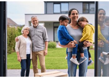 Young Mom Flees to Canada With Her Kids and Her In-Laws Call It a Betrayal Young Mom Flees to Canada With Her Kids and Her In-Laws Call It a Betrayal