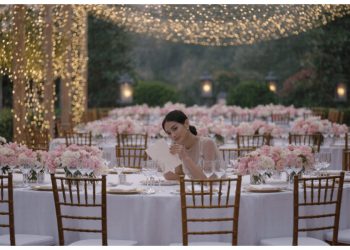 Bride Calls Out Friends After They Offer an $8 Gift and Skip Her Wedding Bride Calls Out Friends After They Offer an $8 Gift and Skip Her Wedding