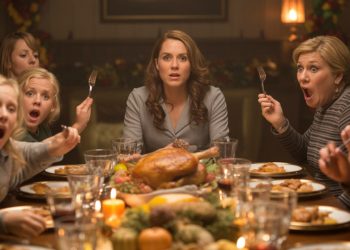 Family Mocks Her For Being Single, She Fires Back With Every Scandal At The Table Family Mocks Her For Being Single, She Fires Back With Every Scandal At The Table