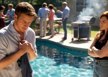 Man Gets Furious After Sister Asks Him To Keep His Shirt On At Pool Because Of His Scars