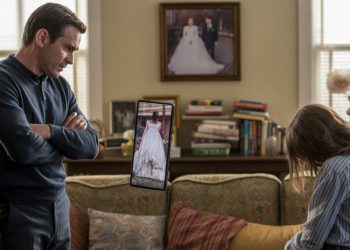 Dad Makes Daughter Pay For Destroying Grandma’s Wedding Dress By Taking Her Savings For College Fun