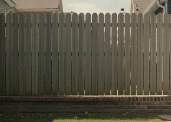 Homeowner Builds Taller “Fence” After HOA Demands He Lower His Original One