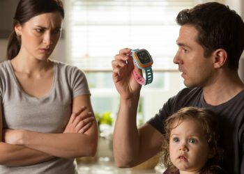 Woman Finds Out Fiancé’s Ex-Wife Is Eavesdropping On Their Home Via Child’s Gizmo Watch