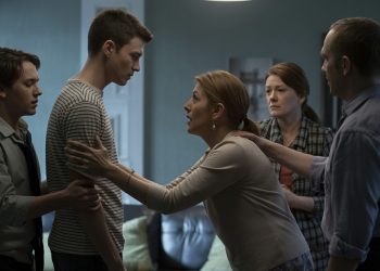 Teen Laughs In His Dad’s Wife’s Face When She Asks For Support After Finding Out He’s Been Cheating Teen Laughs In His Dad’s Wife’s Face When She Asks For Support After Finding Out He’s Been Cheating