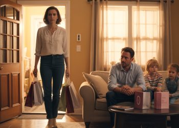 Husband Says He Wants to “Relax” On Their Anniversary, So His Wife Leaves Him With the Kids